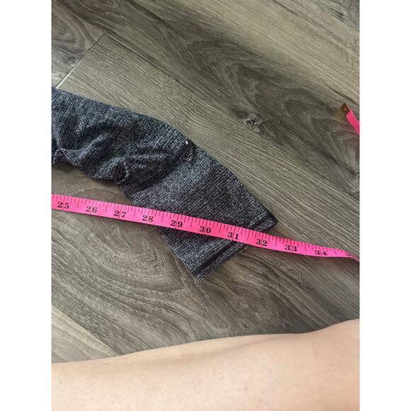 Lululemon Still Mind Foot Strap Yoga Pants Ice Gray Black Size 4 EUC - Picture 10 of 10